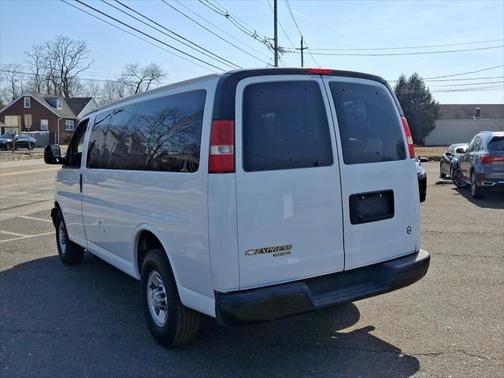 2015 Chevrolet Express 2500 LS