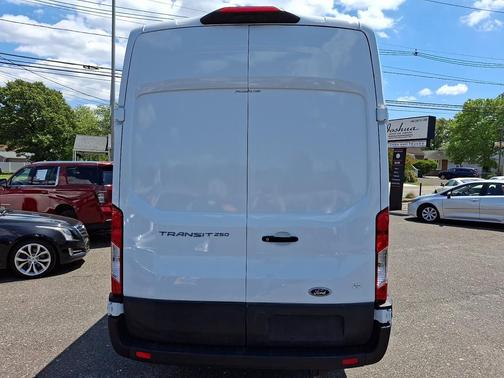 Oxford White 2023 Ford Transit-250 Base