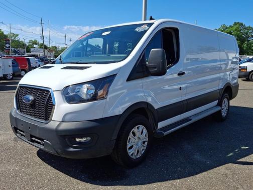 Oxford White 2024 Ford Transit-250 Base