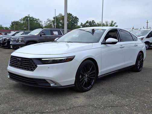 2023 Honda Accord Hybrid Touring