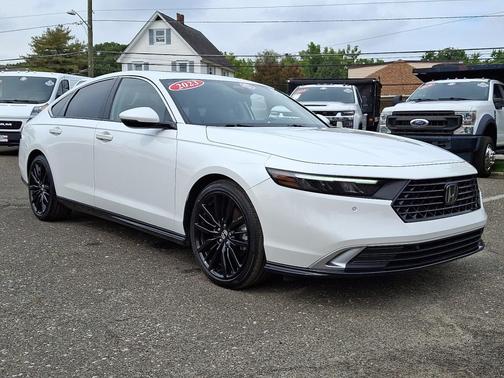 2023 Honda Accord Hybrid Touring