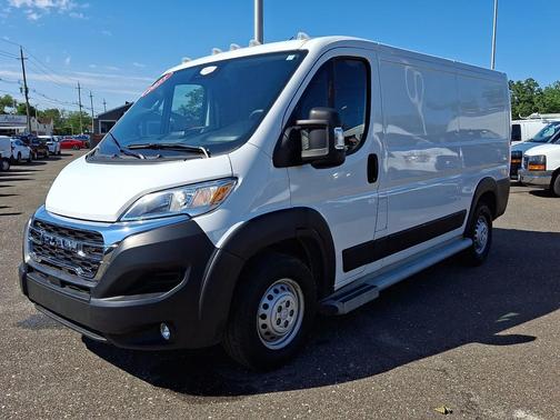 Bright White Clearcoat 2025 RAM ProMaster 2500 Tradesman