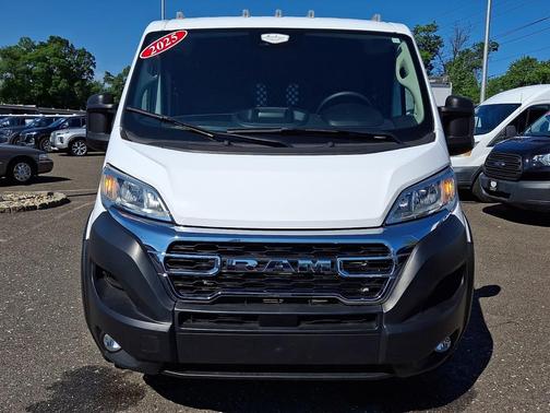 Bright White Clearcoat 2025 RAM ProMaster 2500 Tradesman