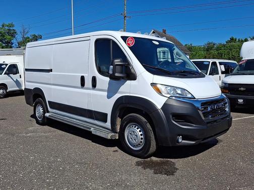 Bright White Clearcoat 2025 RAM ProMaster 2500 Tradesman