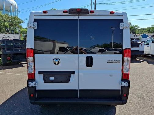Bright White Clearcoat 2025 RAM ProMaster 2500 Tradesman