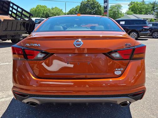 2020 Nissan Altima SR Intelligent AWD