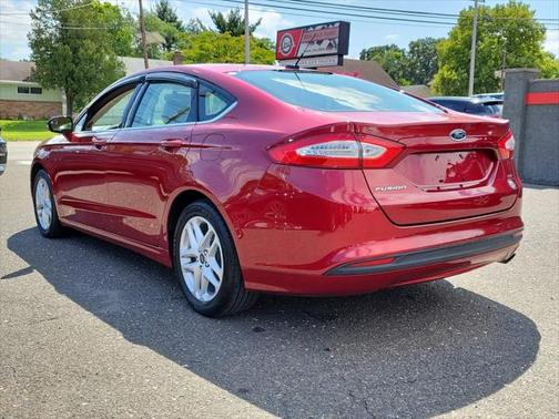 2014 Ford Fusion SE