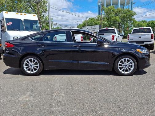 Agate Black Metallic 2020 Ford Fusion Hybrid SE