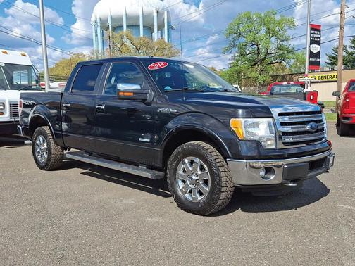 Tuxedo Black Metallic 2014 Ford F-150 Lariat
