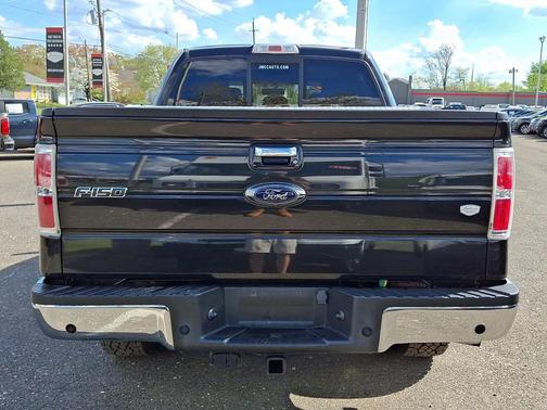 Tuxedo Black Metallic 2014 Ford F-150 Lariat