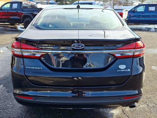 2018 Ford Fusion Hybrid S