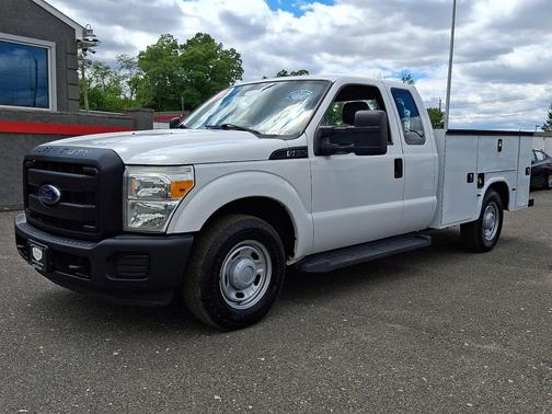 Oxford White 2016 Ford F-350 XL