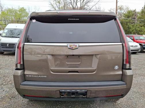 2016 Cadillac Escalade Luxury