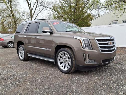 2016 Cadillac Escalade Luxury