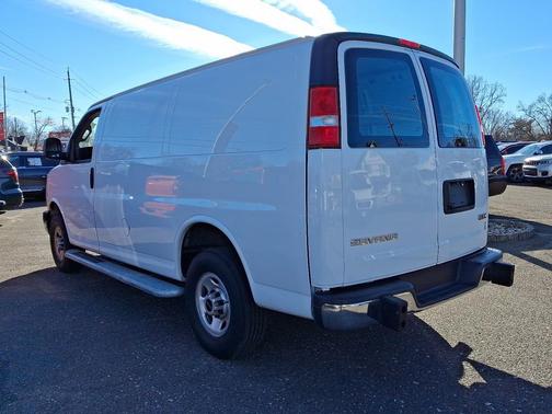 2024 GMC Savana 2500 Work Van