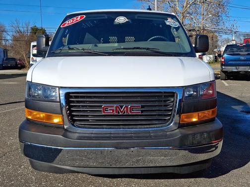 2024 GMC Savana 2500 Work Van
