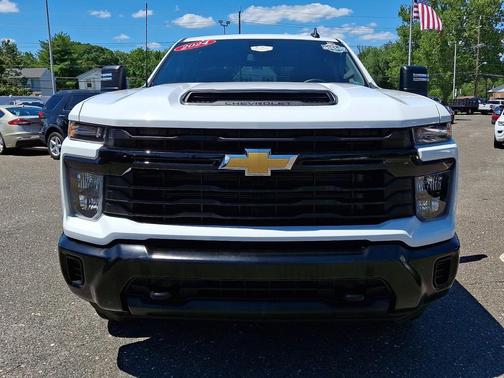 Summit White 2024 Chevrolet Silverado 2500 WT