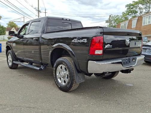 2018 RAM 2500 Big Horn Crew Cab 4x4 6'4' Box