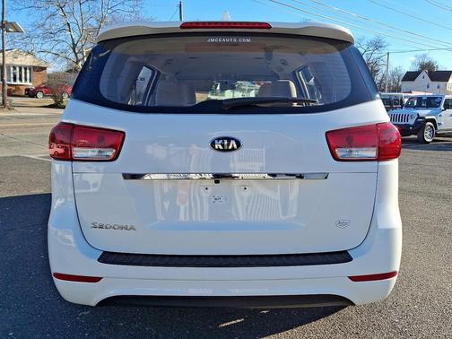 2018 Kia Sedona L