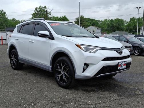 2018 Toyota RAV4 SE