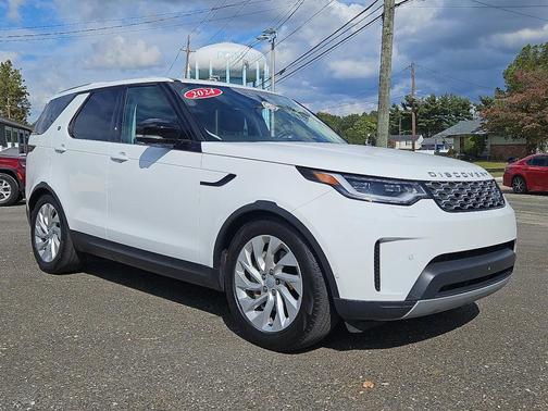 2024 Land Rover Discovery P300 S