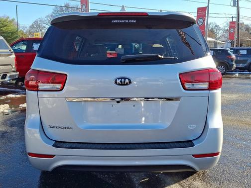 2018 Kia Sedona L