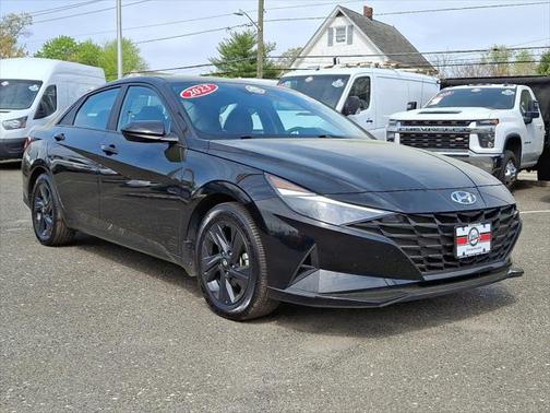 2023 Hyundai ELANTRA HEV Blue