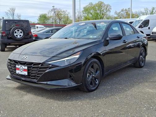 2023 Hyundai ELANTRA HEV Blue