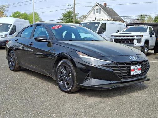 2023 Hyundai ELANTRA HEV Blue