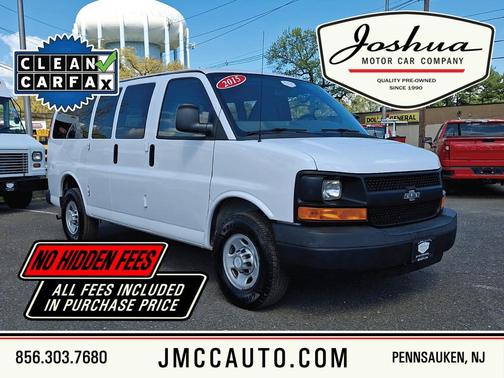 Summit White 2015 Chevrolet Express 2500 LT