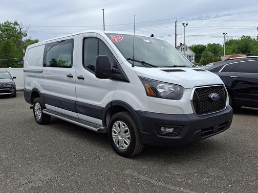 Oxford White 2024 Ford Transit-250 Base