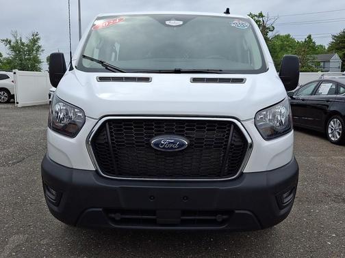 Oxford White 2024 Ford Transit-250 Base