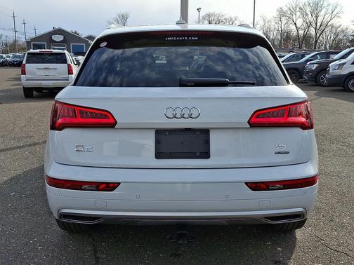2019 Audi Q5 2.0T Premium Plus