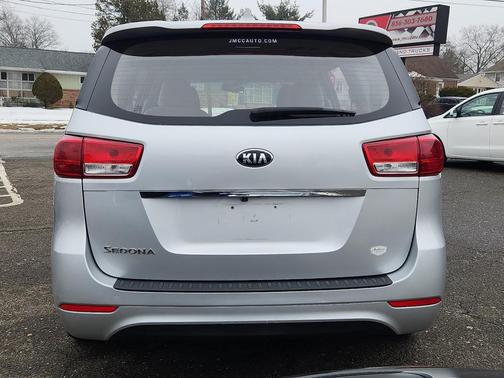 2018 Kia Sedona L