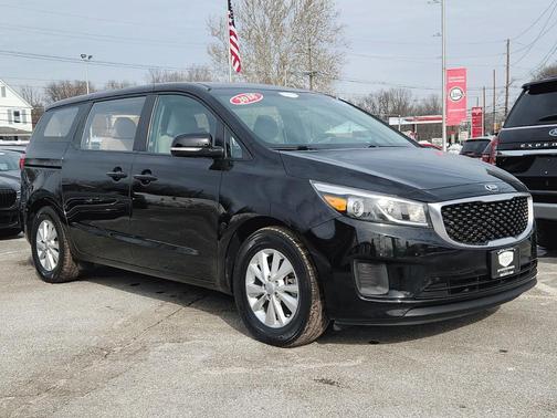 2018 Kia Sedona L
