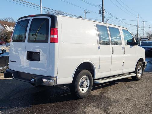 2024 Chevrolet Express 2500 RWD 2500 Regular Wheelbase WT