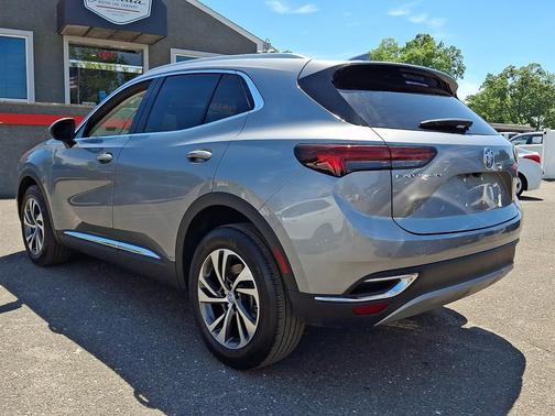 Moonstone Gray Metallic 2023 Buick Envision Essence FWD