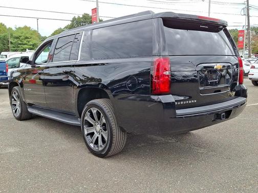 2018 Chevrolet Suburban LT