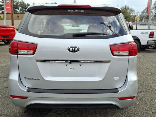 2018 Kia Sedona L