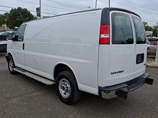 Summit White 2024 GMC Savana 2500 Work Van