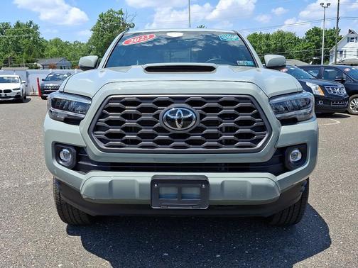 Lunar Rock 2023 Toyota Tacoma TRD Sport