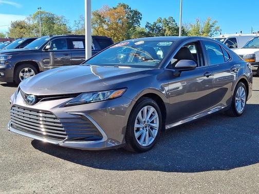 2021 Toyota Camry LE
