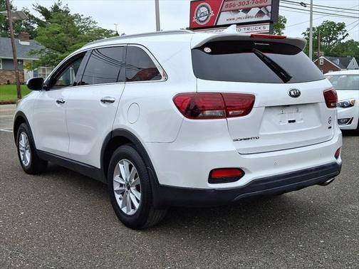 2019 Kia Sorento LX