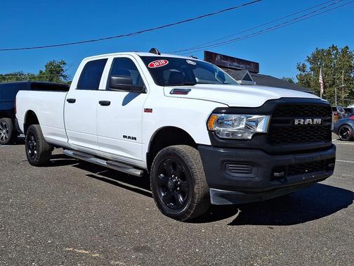 2020 RAM 2500 Tradesman Crew Cab 4X4 8' Box
