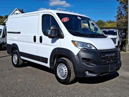 2025 RAM ProMaster 1500 Low Roof