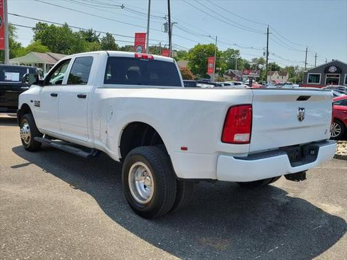 2018 RAM 3500 Tradesman Crew Cab 4x4 8' Box