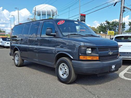 Cyber Gray Metallic 2016 Chevrolet Express 2500 LT