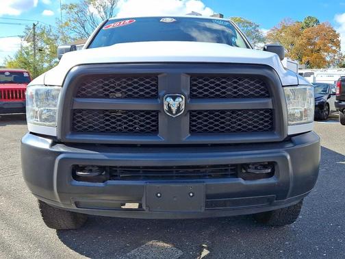 2018 RAM 2500 Tradesman Crew Cab 4x4 8' Box