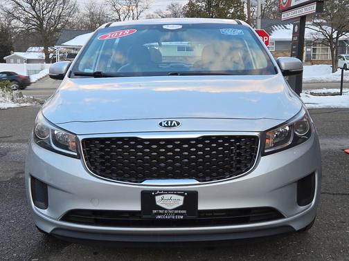 2018 Kia Sedona L
