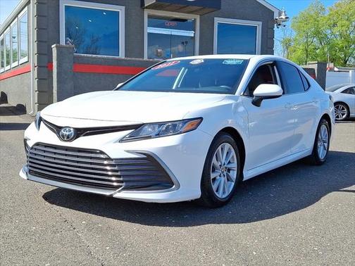 2021 Toyota Camry LE